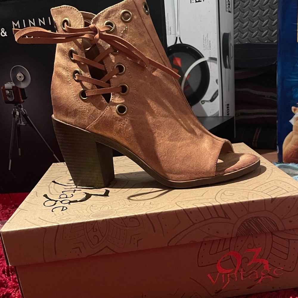 Vintage 93 booties